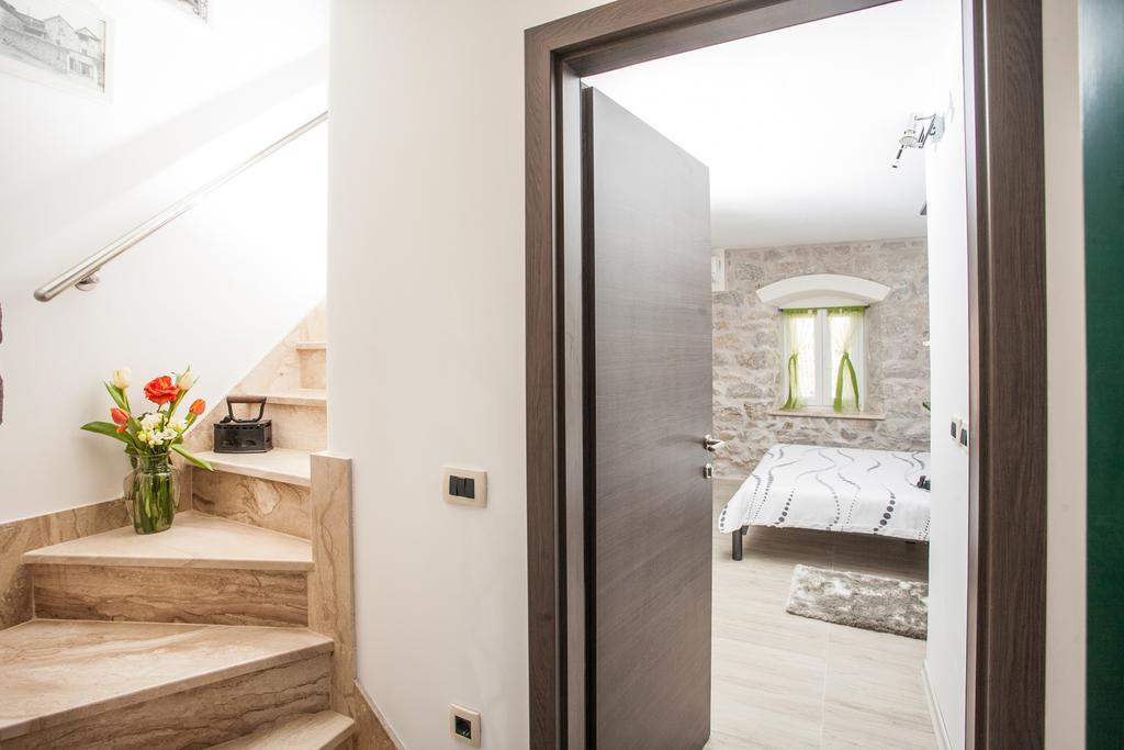 Apartments & Room Kartolina Split Exterior photo